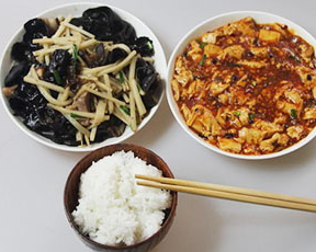 “少吃米飯多吃菜”有利健康嗎？