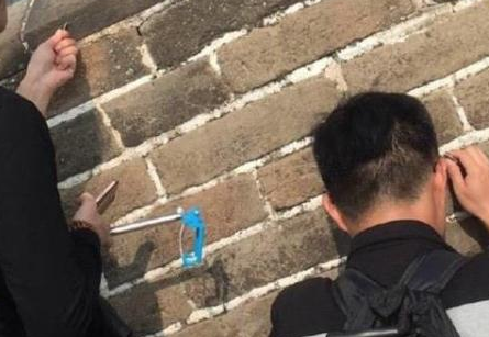 你沒(méi)教養(yǎng)的樣子真丑 你沒(méi)有教養(yǎng)的樣子很丑