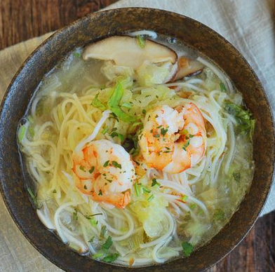 早餐熱湯面：蔬菜熗鍋面的做法