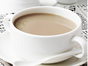 喝豆?jié){六不宜 飲用豆?jié){需注意事項(xiàng)