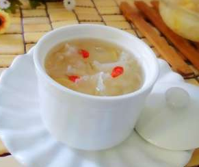 銀耳對身體的好處 寒冬吃銀耳的功效