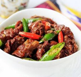 過(guò)年硬菜推薦：紅燜羊肉的家常做法