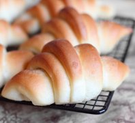 老式油酥面包的做法視頻