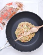 洋白菜煎餅的做法視頻