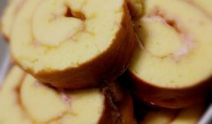 奶油草莓醬蛋卷的做法視頻