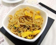 雞蛋炒面
