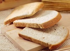 面包機(jī)做面包的方法