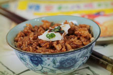 豬油拌飯?jiān)趺醋? onerror=