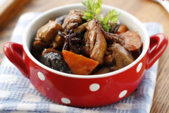 香菇燉雞的家常做法 香菇燉雞的做法大全