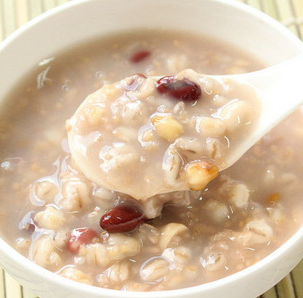 四季養(yǎng)生粥譜配方 四季養(yǎng)生粥的做法大全