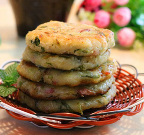 蘿卜臘腸粑粑的家常做法