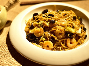 海參炒面的家常做法