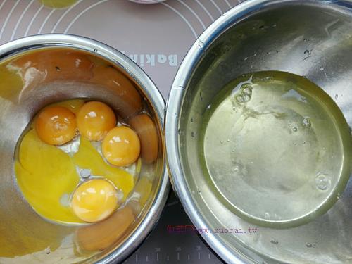 黑米燙面戚風(fēng)的做法