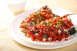 剁椒魚(yú)頭—捷賽私房菜的做法步驟：6