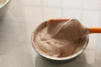 雙色燙面戚風(fēng)蛋糕的做法步驟15