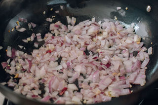 優(yōu)康牛肉 | 異國(guó)風(fēng)情的咖喱豌豆牛肉飯的做法步驟：1