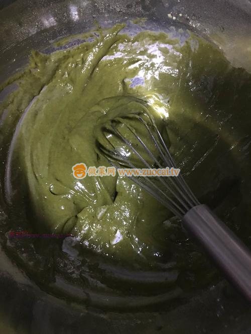 抹茶戚風(fēng)蛋糕的做法