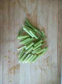 干鍋雞翅蝦的做法步驟2