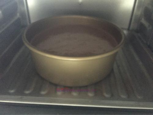 8寸可可戚風(fēng)蛋糕的做法