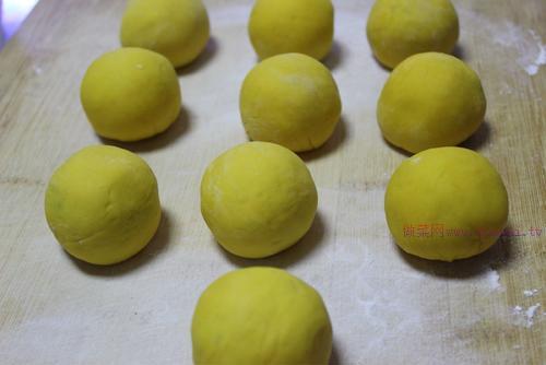 黃金小豬豆沙包的做法