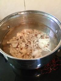 清補(bǔ)雞湯的做法步驟4