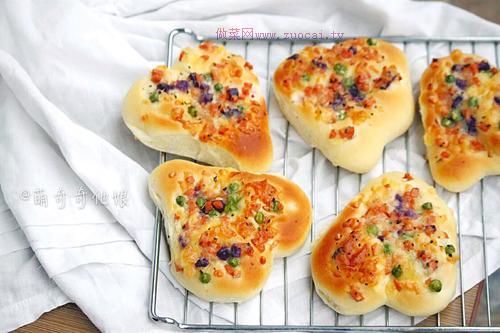 愛心雜蔬火腿面包的做法