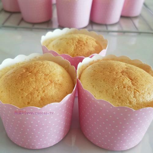 紙杯戚風(fēng)蛋糕的做法