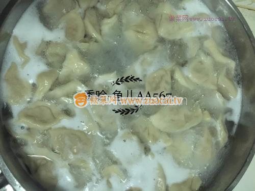 羊肉胡蘿卜餃子的做法