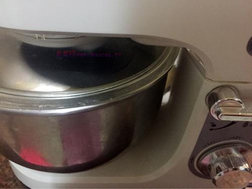 中種南瓜花環(huán)面包的做法