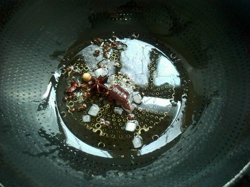 電壓力鍋紅燒豬蹄的做法