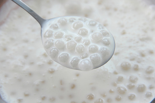  深受大眾們喜愛(ài)的一道甜品---楊枝甘露的做法步驟：5