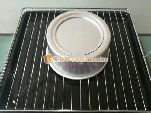 6寸戚風(fēng)蛋糕的做法