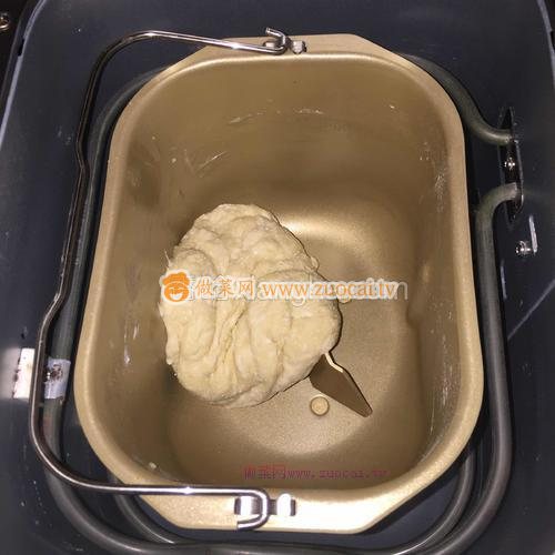 奶汁土豆面包的做法