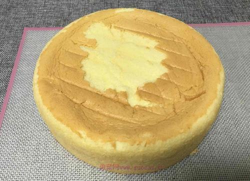 跟我學(xué)做戚風(fēng)蛋糕8寸的做法