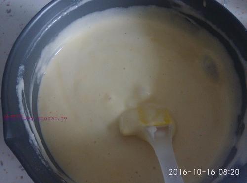 八寸戚風(fēng)心型蛋糕的做法