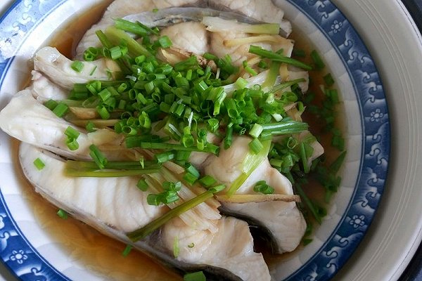 清蒸草魚(yú)的做法