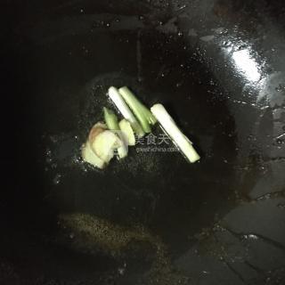 油燜蝦的做法步驟:6