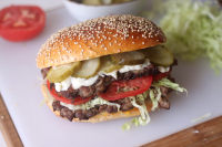 酸黃瓜無(wú)雙牛肉堡的做法步驟9