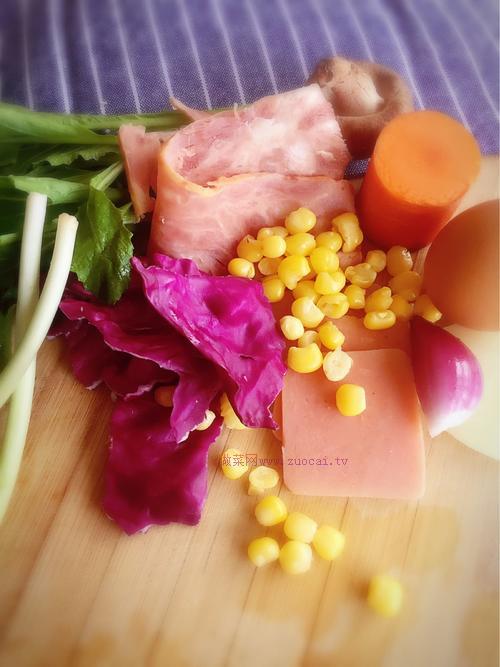 繽紛飯團(tuán)的做法