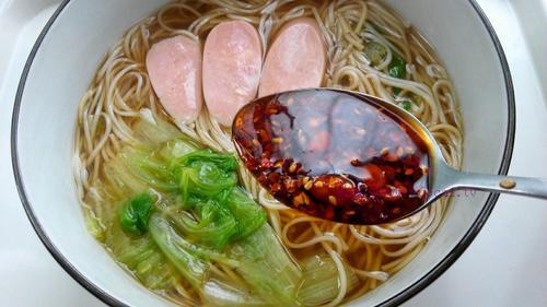 香辣酸湯面的做法