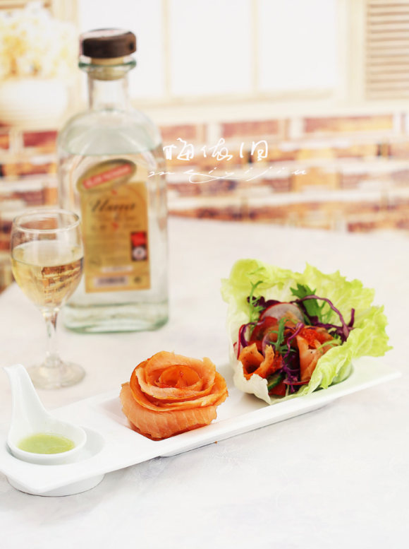 煙熏三文魚(yú)沙拉