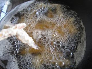 酥炸小海魚(yú)的做法步驟：6