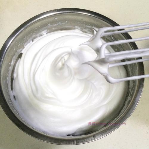 斑馬紋戚風(fēng)蛋糕的做法