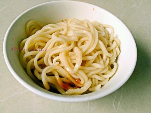 芝麻醬拌面的做法