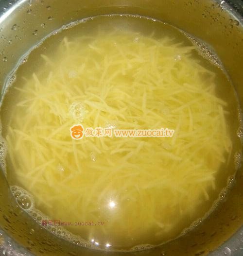 三絲爆豆的做法