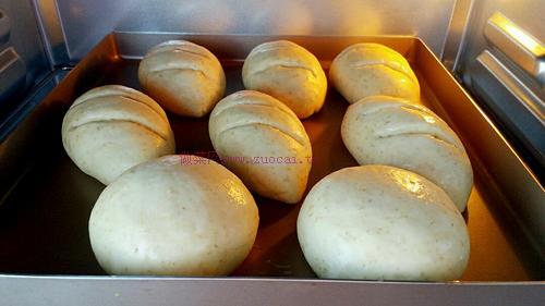 全麥軟面包的做法