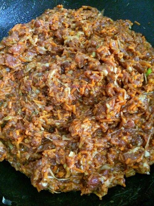 胡蘿卜豬肉包子的做法