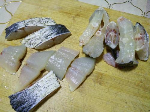 花鰱魚(yú)燉豆腐的做法