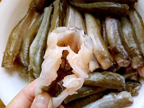 軟炸小光魚(yú)的做法