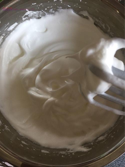 8寸可可戚風(fēng)蛋糕的做法